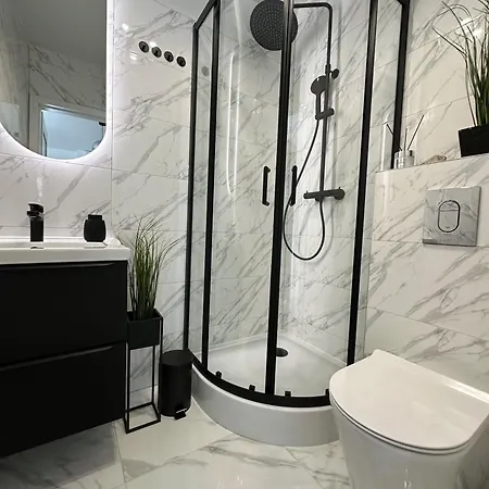 Apartment Wysoki Kamien By Royal Aparts - Zeromskiego W Malowniczej Okolicy