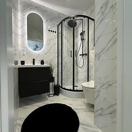 Wysoki Kamien By Royal Aparts - Zeromskiego W Malowniczej Okolicy Apartment